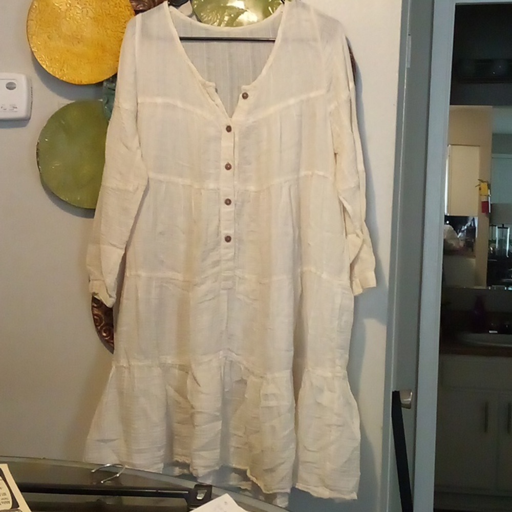 Cream tiered dress